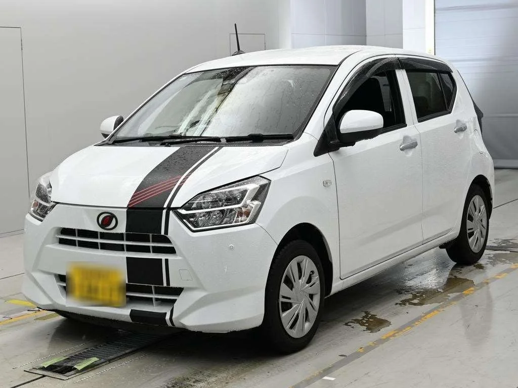 Daihatsu Mira e:S LA350S 2021